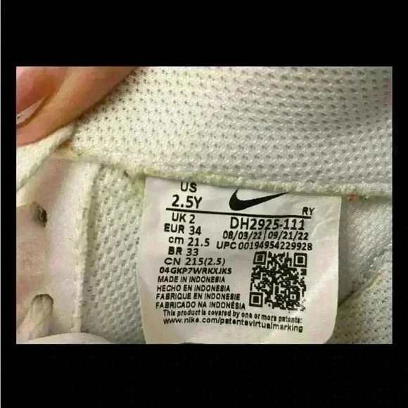 Nike air force 1 gs low top leather size 2.5 Youth EUC - Picture 8 of 8